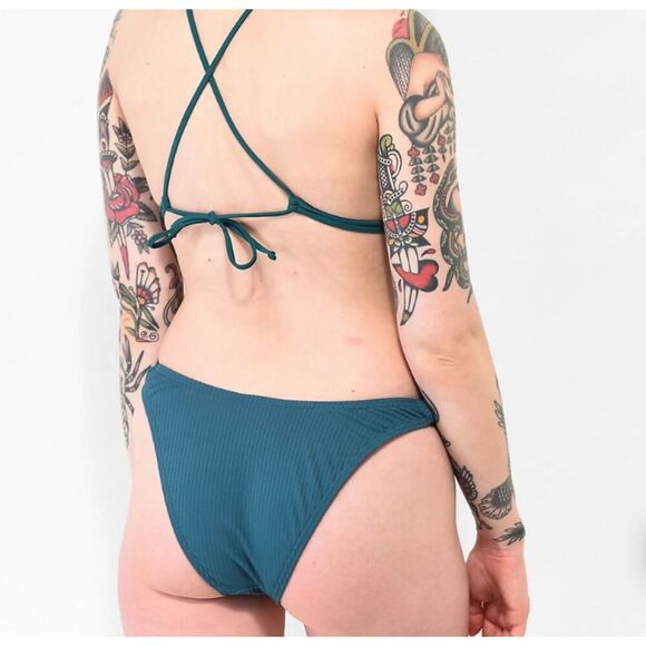 Damsel Amanda Green Ribbed High Leg Bikini Bottom Size Medium NWT - Picture 6 of 6